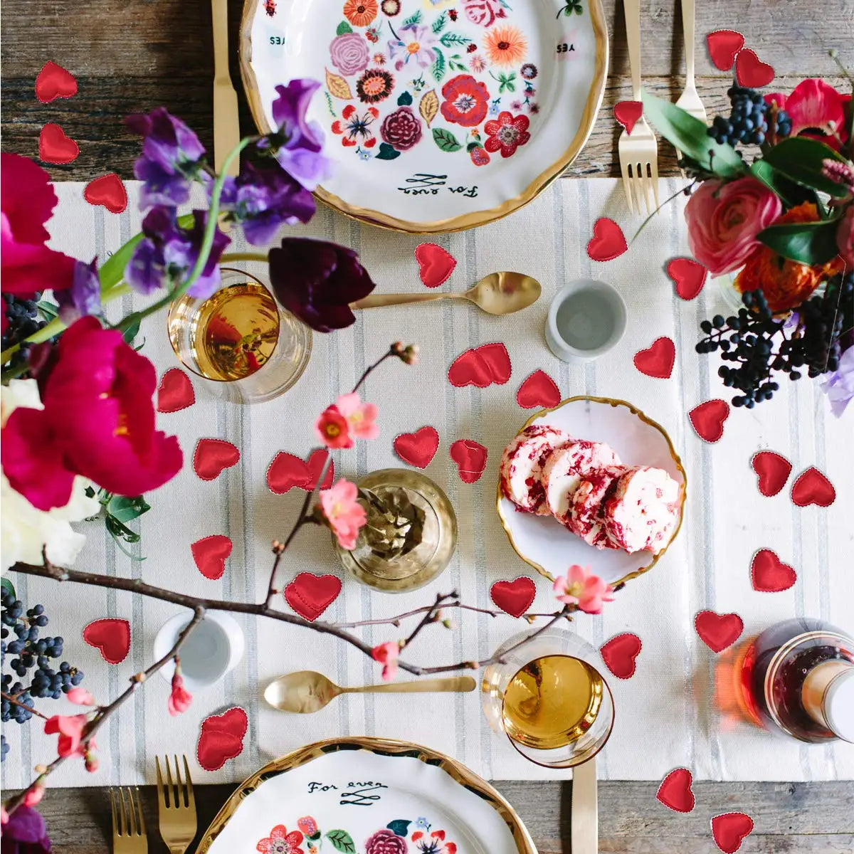 Valentine's Day 200Pcs Romantic Flowers Decoration